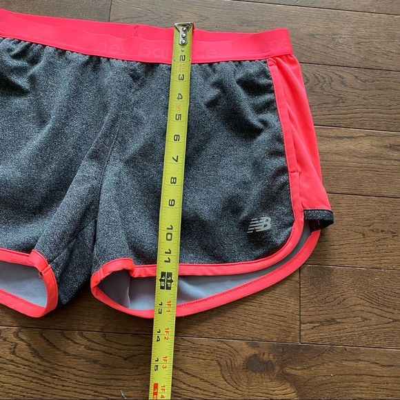 New Balance Shorts - Picture 7 of 8
